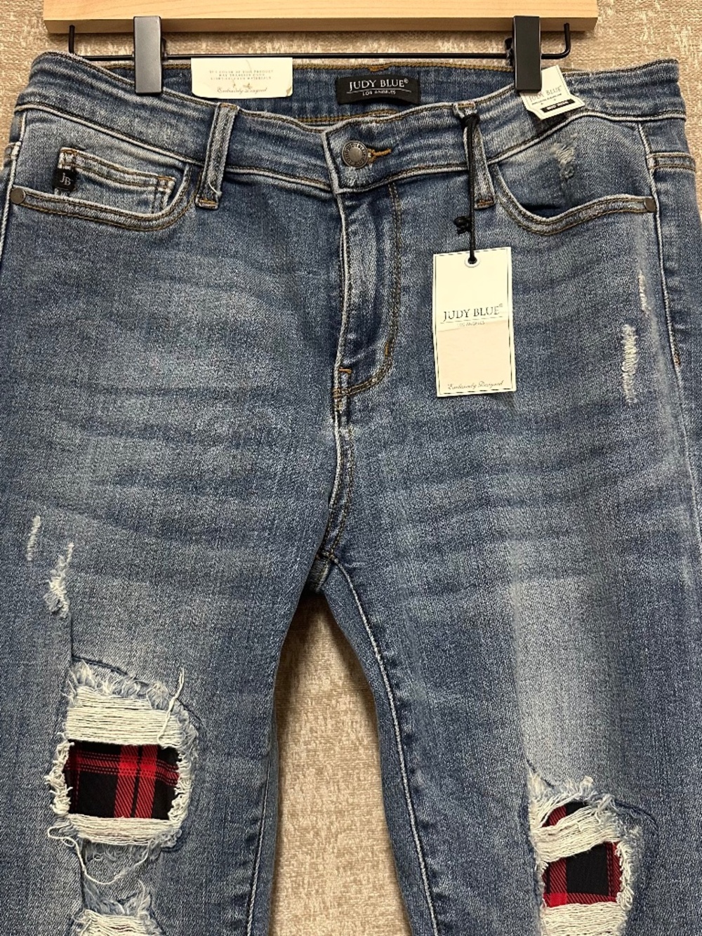 NWT Judy Blue Buffalo plaid skinny jeans size 13/31
